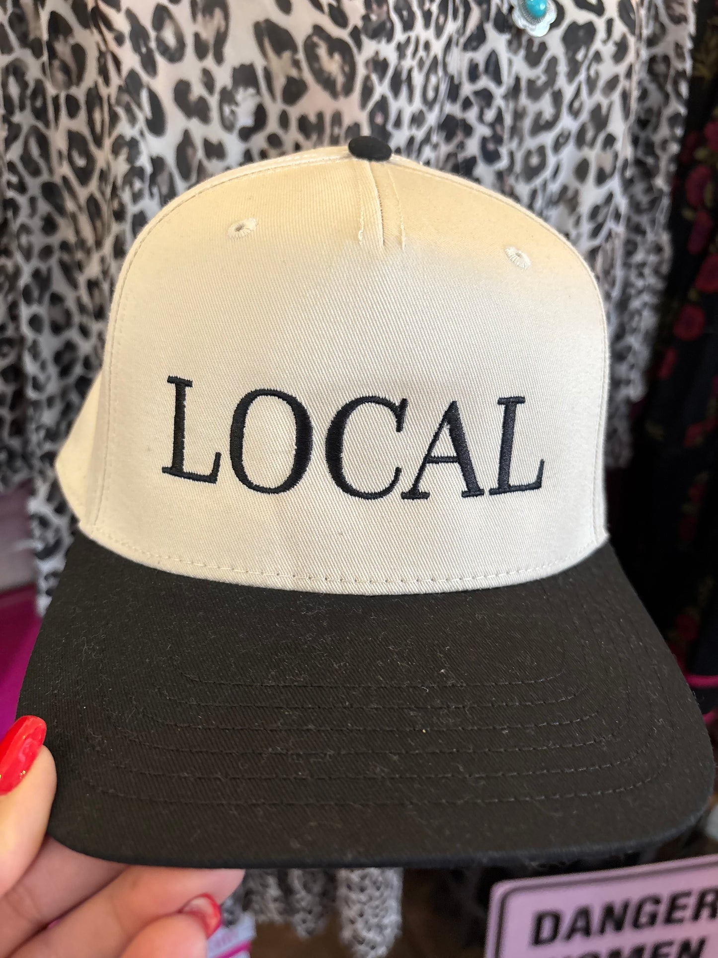 Local Hat