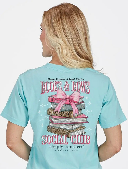 SS Women’s Tshirt- Books & Bows