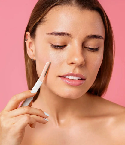 Fuzz Off Facial Razors
