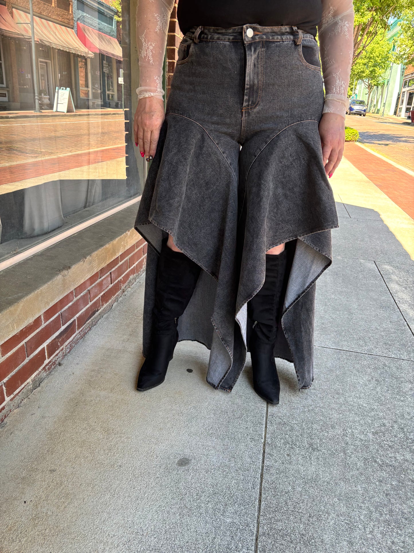 Ruffle Denim Maxi Jeans